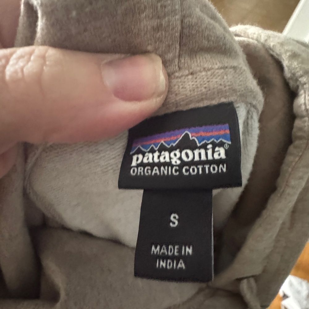 Patagonia Tan Organic Cotton Hoodie - Picture 4 of 5